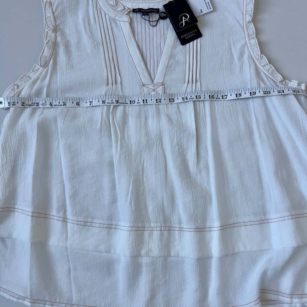 Adrianna Papell off white Sleeveless Top - Picture 3 of 3